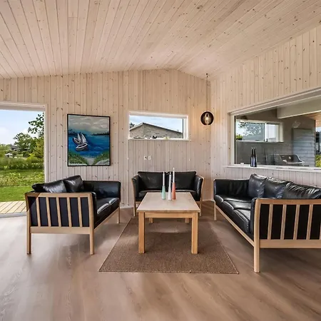 Siljan - 400m From The Sea By Interhome *